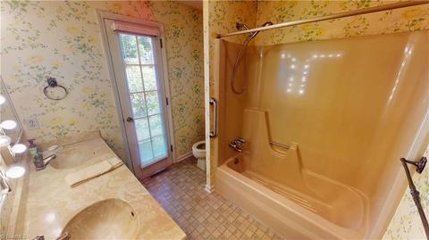 290 Forest Oaks Dr, Dobson, NC 27017 photo 12