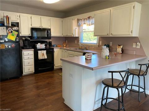 4377 Huntington Dr, Trinity, NC 27370 photo 10