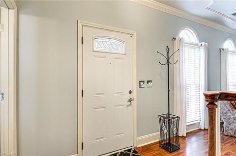 4204 Braddock Rd, High Point, NC 27265 photo 2