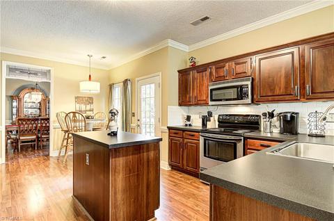 4204 Braddock Rd, High Point, NC 27265 photo 10
