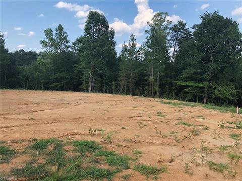 1576 Hampton Rd, Germanton, NC 27019 photo 4