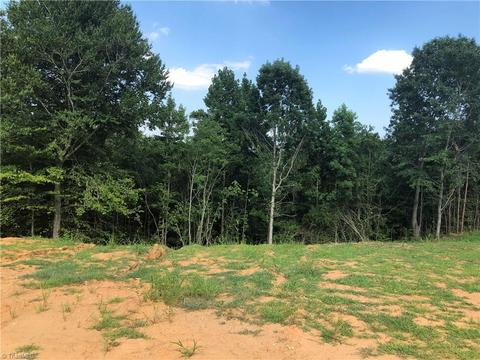 1576 Hampton Rd, Germanton, NC 27019 photo 10
