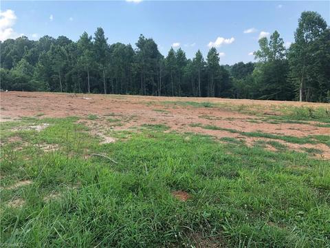 1576 Hampton Rd, Germanton, NC 27019 photo 1