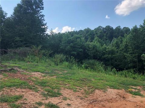 1576 Hampton Rd, Germanton, NC 27019 photo 9