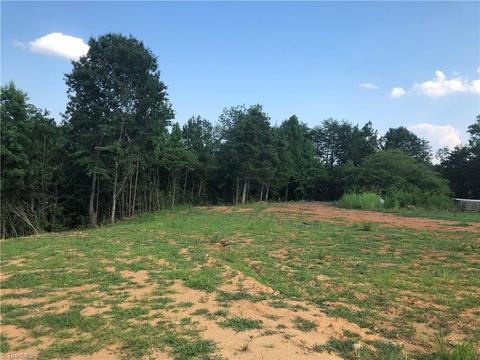 1576 Hampton Rd, Germanton, NC 27019 photo 11