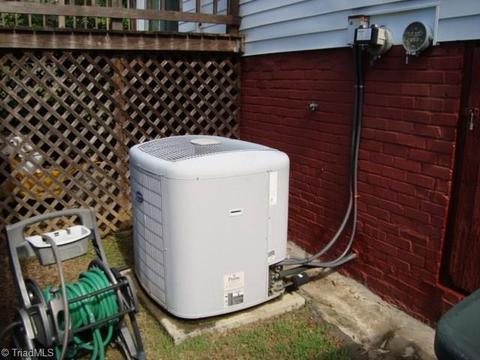 1210 2nd St, Eden, NC 27288 photo 7