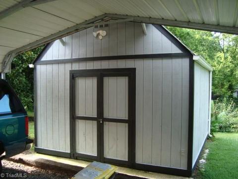 1210 2nd St, Eden, NC 27288 photo 4