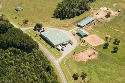 1450 E Old Phillips Rd, Pinnacle, NC 27043 photo 3