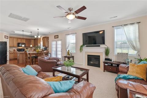 2361 Alderbrook Dr, High Point, NC 27265 photo 15