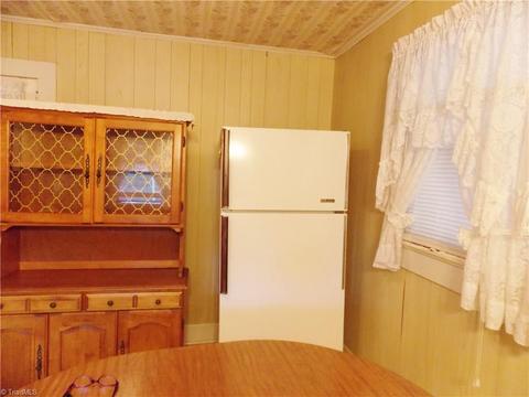 1068 Nc 268, Pinnacle, NC 27043 photo 19