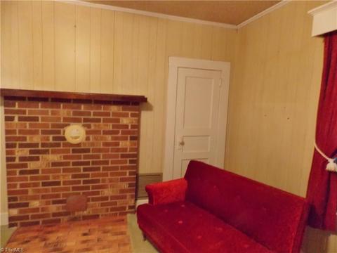 1068 Nc 268, Pinnacle, NC 27043 photo 12