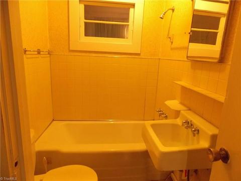 1068 Nc 268, Pinnacle, NC 27043 photo 20