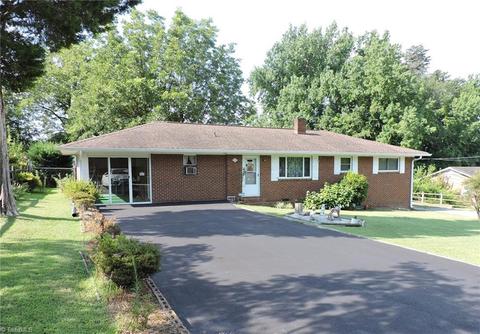 712 Verta Ave, Archdale, NC 27263 photo 1