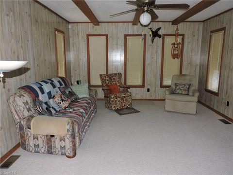 712 Verta Ave, Archdale, NC 27263 photo 9