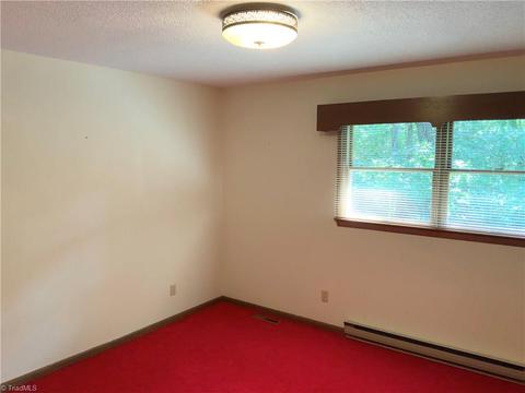 4601 Peacock Ln, Trinity, NC 27370 photo 4