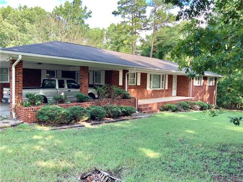 4601 Peacock Ln, Trinity, NC 27370 photo 1