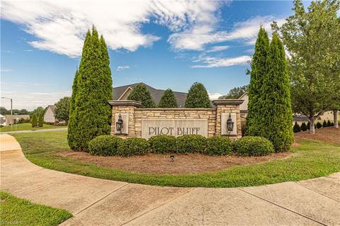 113 Pilot Bluff Dr, King, NC 27021 photo 29