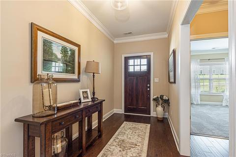 113 Pilot Bluff Dr, King, NC 27021 photo 5