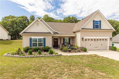 113 Pilot Bluff Dr, King, NC 27021 photo 30