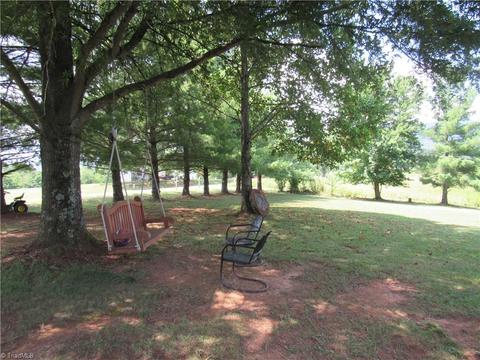 115 Ayers Rd, Pinnacle, NC 27043 photo 17