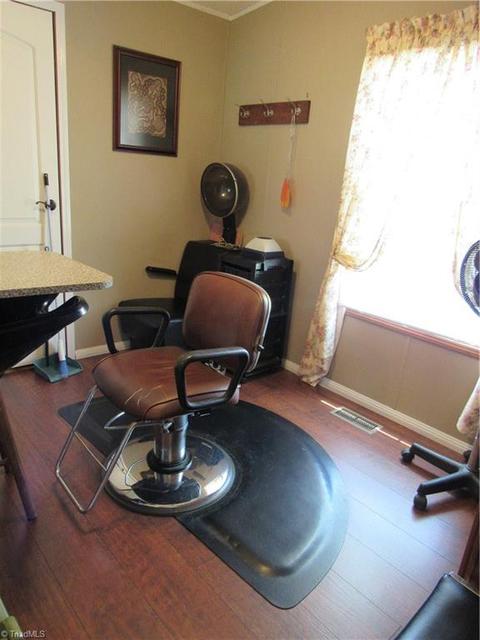 115 Ayers Rd, Pinnacle, NC 27043 photo 9