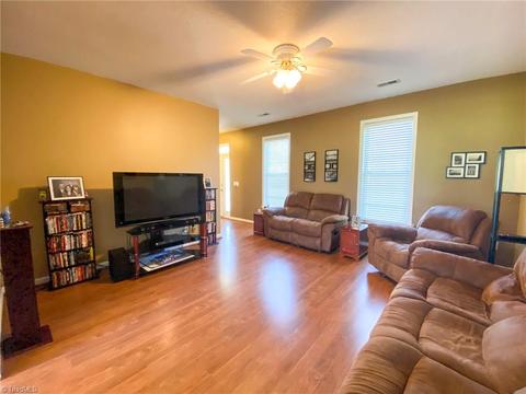 3521 Bent Trace Dr, High Point, NC 27265 photo 7