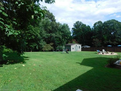 135 Pine Ridge Trl, Pinnacle, NC 27043 photo 16