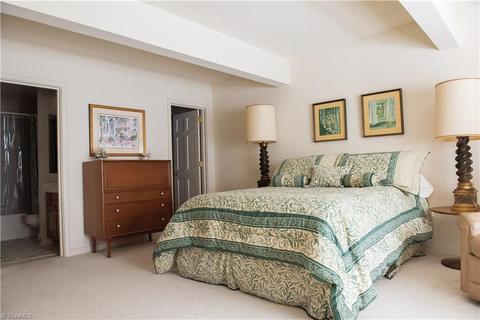 1305 Gilbrook Ct, High Point, NC 27262 photo 18