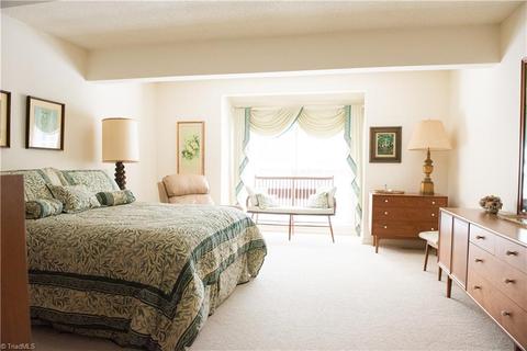 1305 Gilbrook Ct, High Point, NC 27262 photo 17