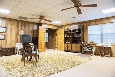 1305 Gilbrook Ct, High Point, NC 27262 photo 22