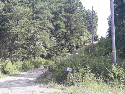 652 Grubb Dr, Denton, NC 27239 photo 11
