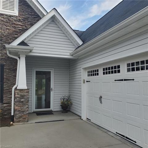 4062 Saint Johns St, High Point, NC 27265 photo 2