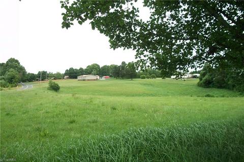 1607 County Line Rd, Harmony, NC 28634 photo 24