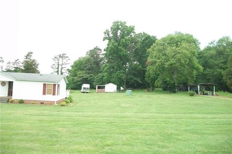 1607 County Line Rd, Harmony, NC 28634 photo 23