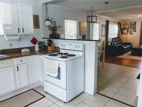 340 E Ridge St, Ramseur, NC 27316 photo 8