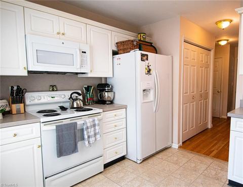 1827 Eric Dr, Graham, NC 27253 photo 9
