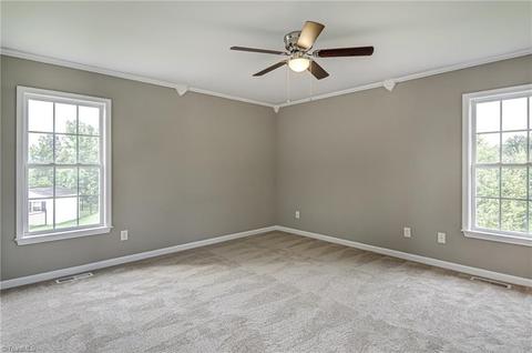 1036 Tesh Ct, High Point, NC 27265 photo 15