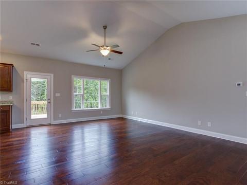 2257 Iris Dr, Haw River, NC 27258 photo 9