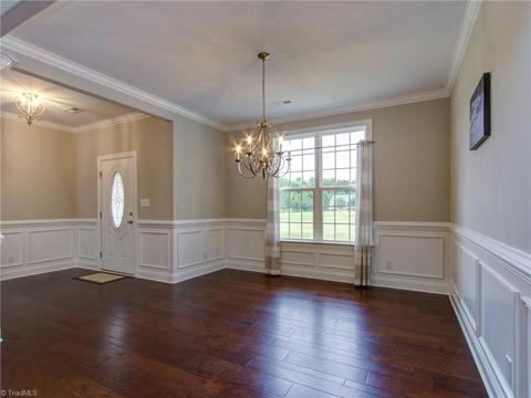 2257 Iris Dr, Haw River, NC 27258 photo 4