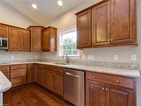 2257 Iris Dr, Haw River, NC 27258 photo 12