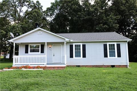 103 Cedar Cir, Salisbury, NC 28147 photo 1
