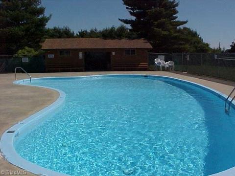 299 Panorama Dr, Fancy Gap, VA 24328 photo 10
