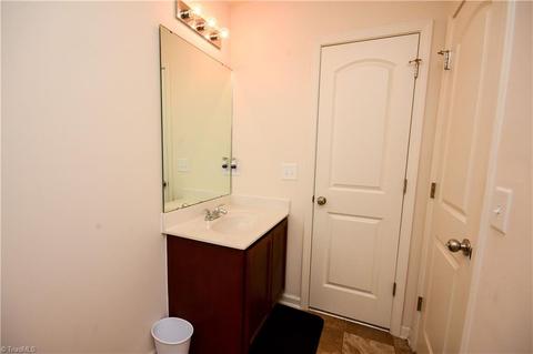 444 Sandybrooke Dr, High Point, NC 27265 photo 23