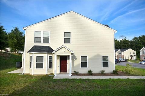 444 Sandybrooke Dr, High Point, NC 27265 photo 2