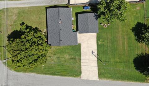 800 E Fairfield Rd, High Point, NC 27263 photo 15