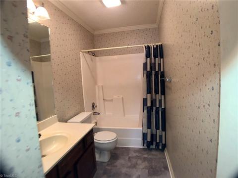 3101 Windchase Ct, High Point, NC 27265 photo 16