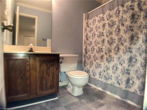 3101 Windchase Ct, High Point, NC 27265 photo 19