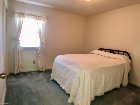 3101 Windchase Ct, High Point, NC 27265 photo 14