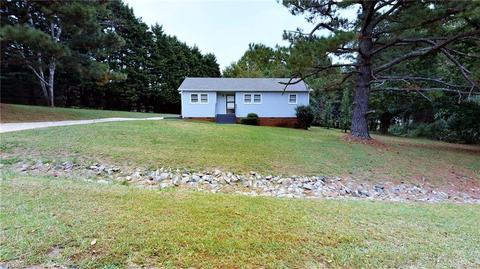 4053 Evergreen Dr, Trinity, NC 27370 photo 2