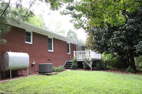 119 North St, High Point, NC 27265 photo 4